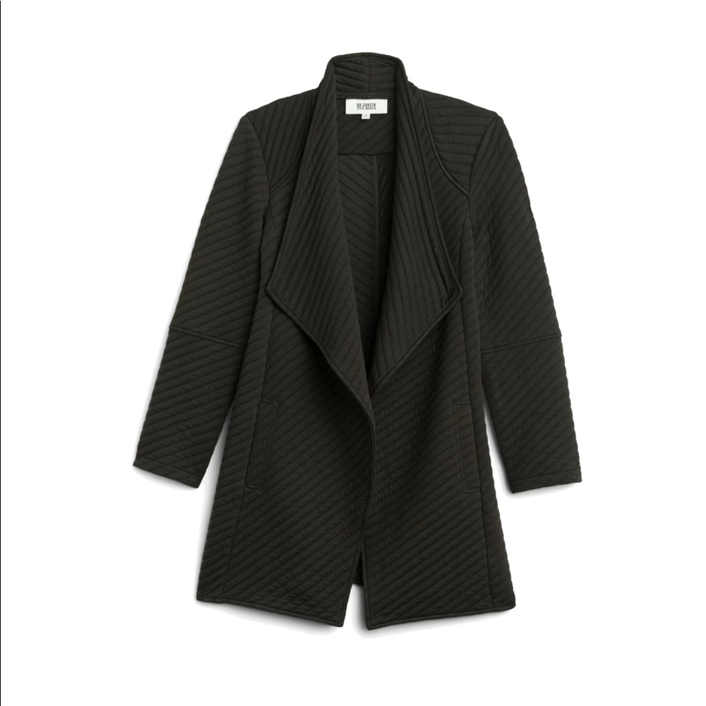 BB and Dakota x Steve Madden soft jacket